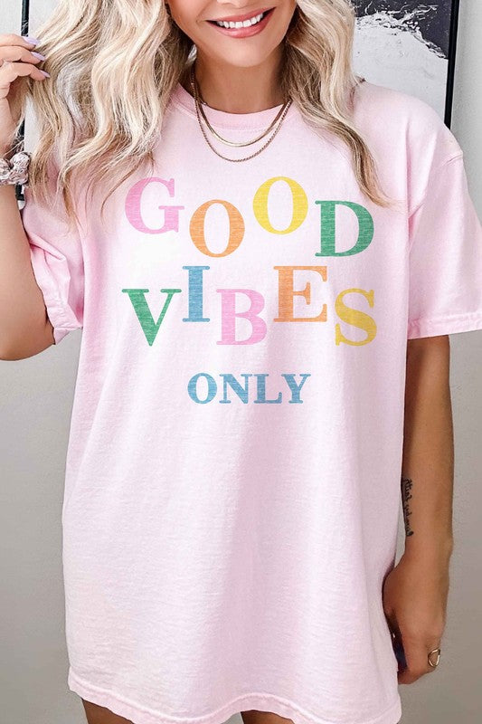 GOOD VIBES ONLY GRAPHIC TEE