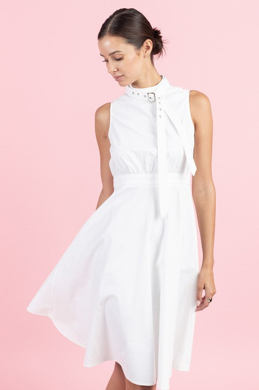 Belt it detail neck dress