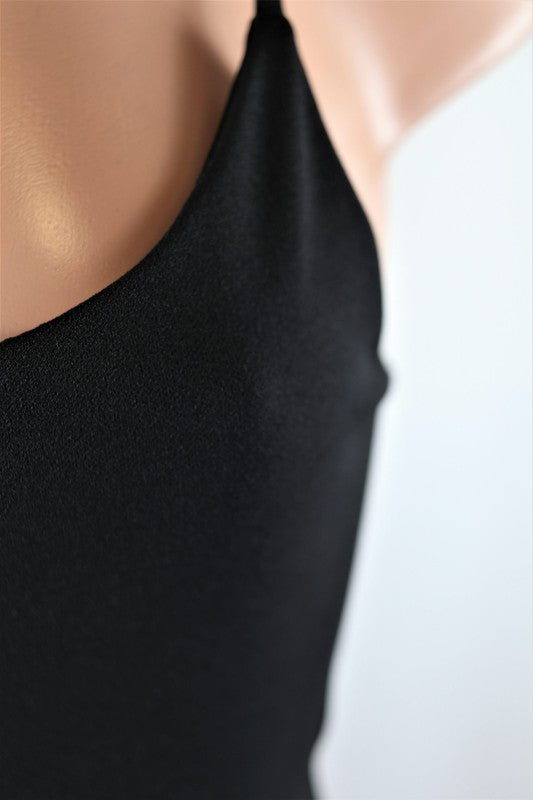 Backless fitted mini dress