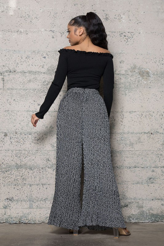 PLEATED DOT PRINT WIDE PANTS