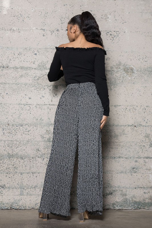 PLEATED DOT PRINT WIDE PANTS