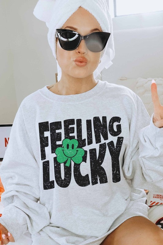 FEELING LUCKY SWEATSHIRT PLUS SIZE