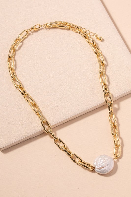 Hammered Chain Pearl Necklace